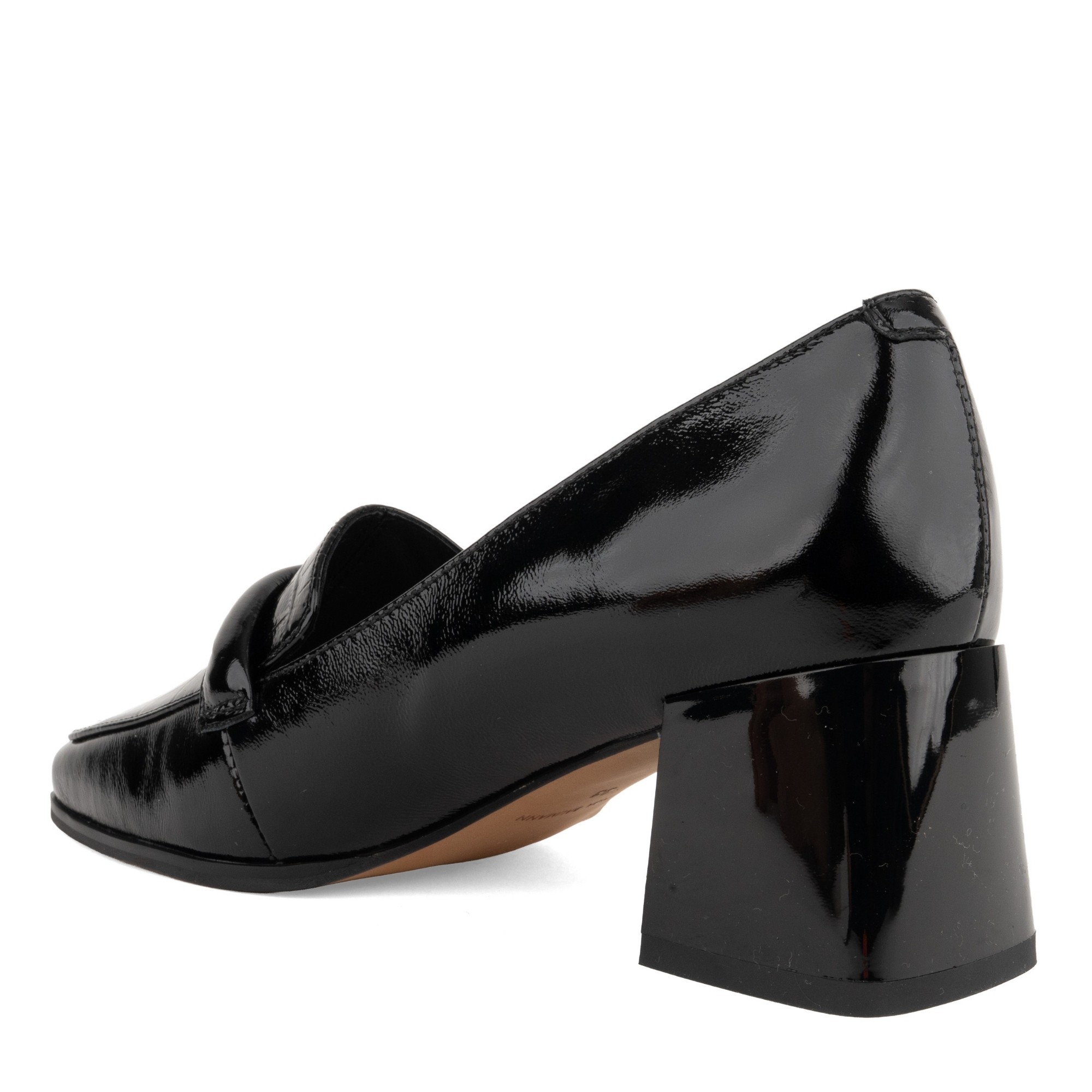 LINDA BAUMANN Aukštakulniai moterims (mažintas – rinkitės dydžiu didesnį) 3