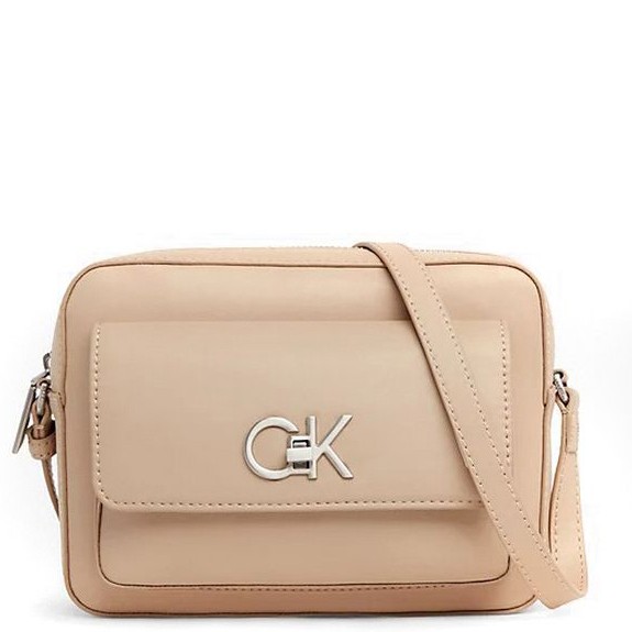 CALVIN KLEIN Rankinė per petį moterims, Mėlyna, Re-lock camera bag flap 1