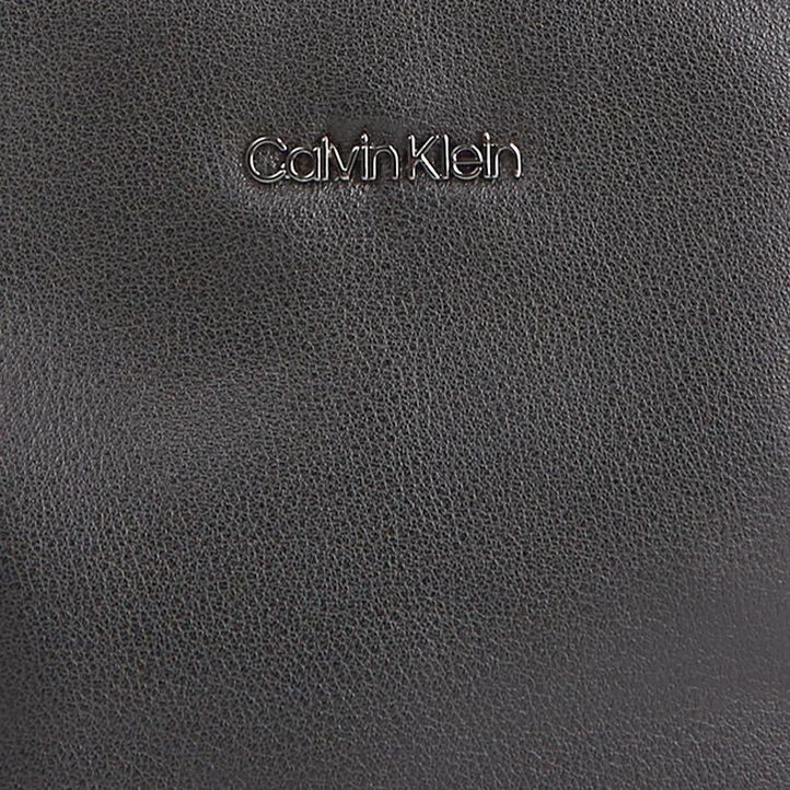 CALVIN KLEIN Rankinė per petį vyrams, Juoda, Calm tailoring reporter 3