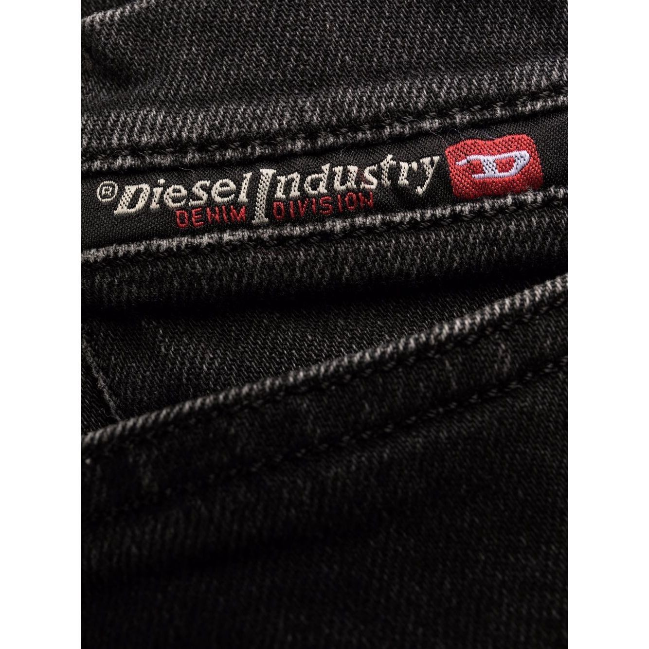 DIESEL Tiesūs džinsai -vyrams, Juoda, 2019 d-strukt l.32 trousers 3