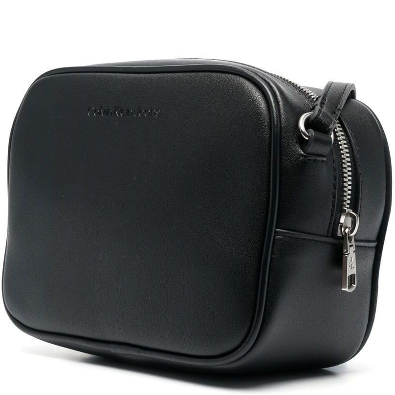 CALVIN KLEIN JEANS Rankinė per petį moterims, Juoda, Sculpted camera bag mono 2