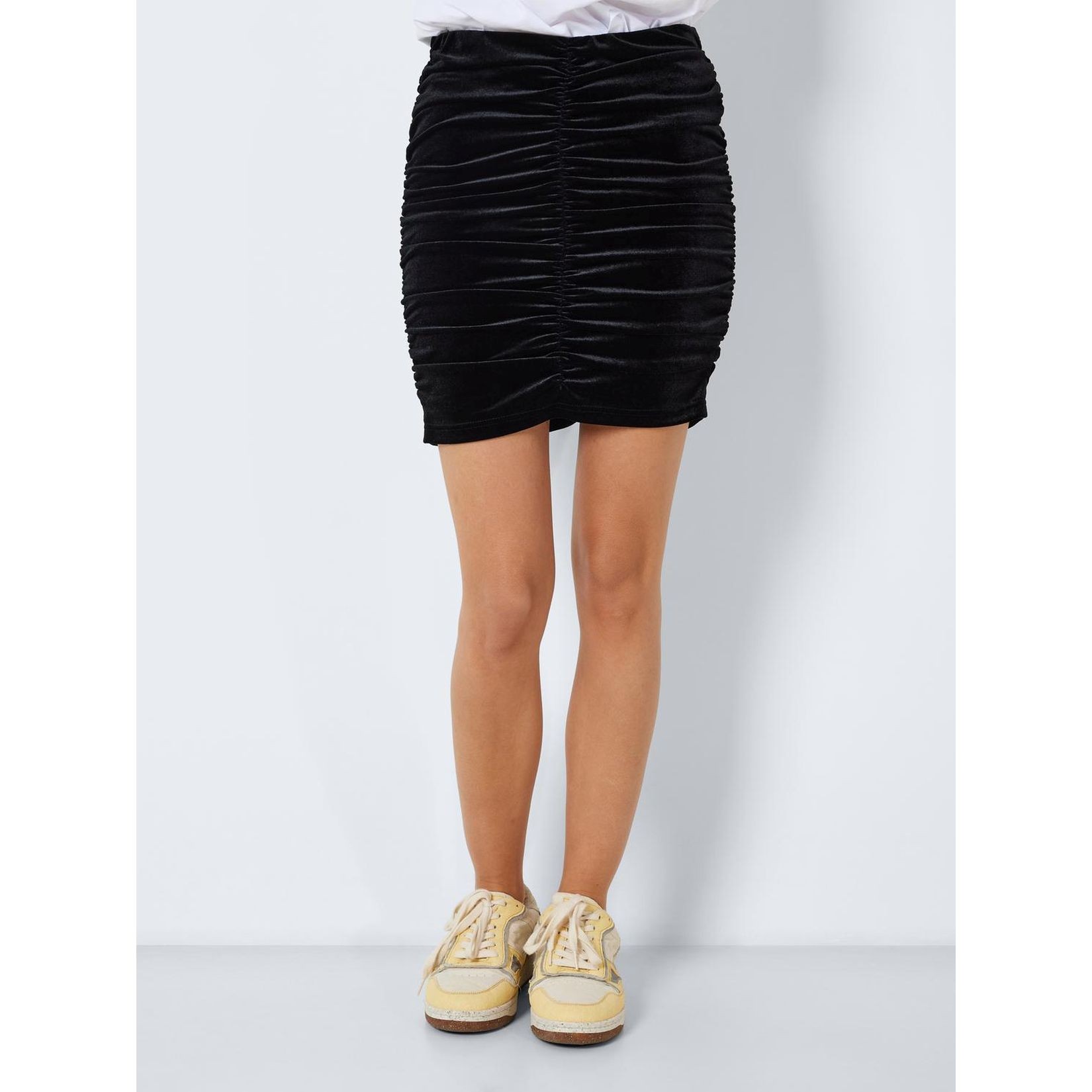 NOISY MAY Mini sijonas moterims, Juoda, NMALMA HW ROUCHING VE 3