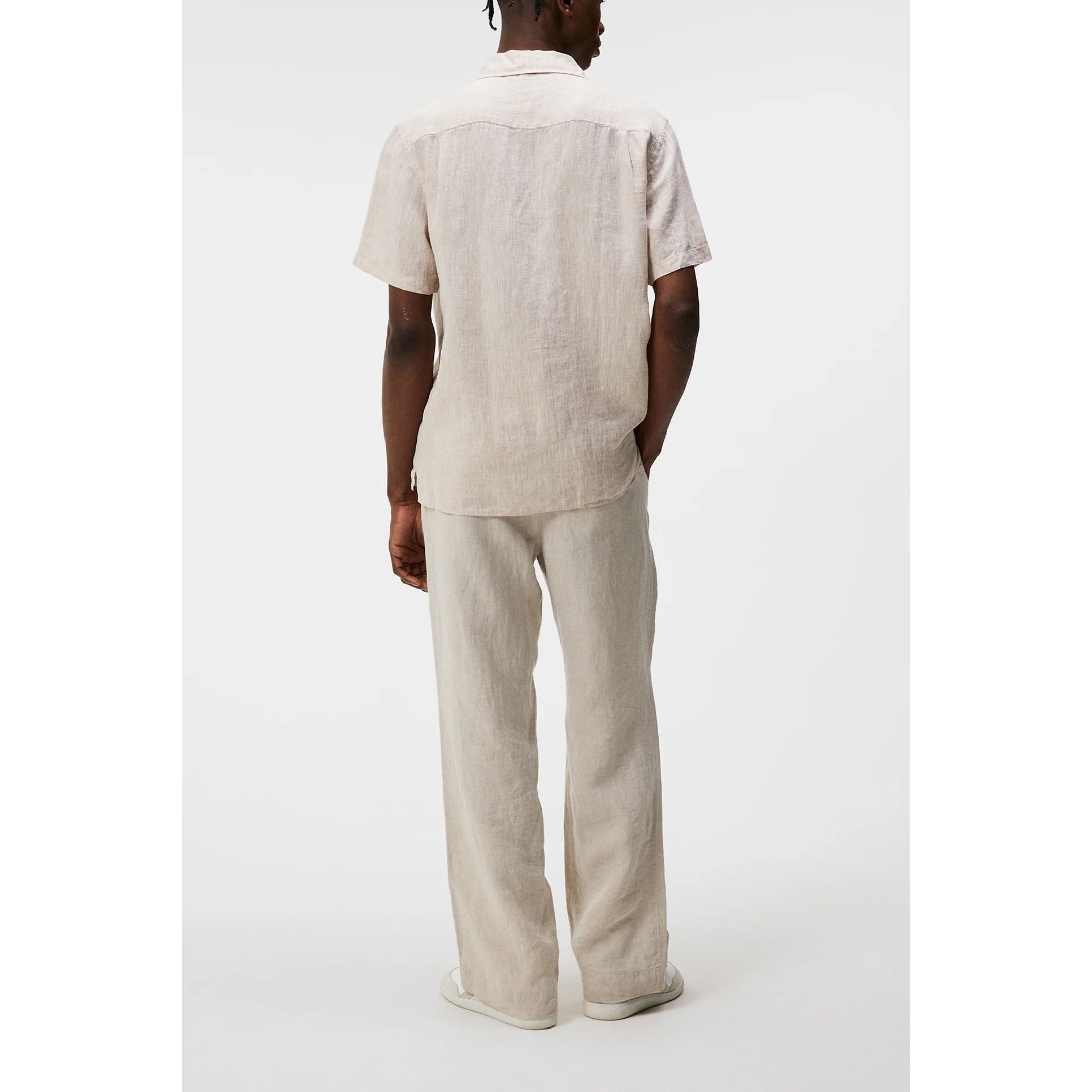 J.LINDEBERG Marškiniai trump. rankovėmis vyrams, Balta, Linen melange ss reg shirt 3