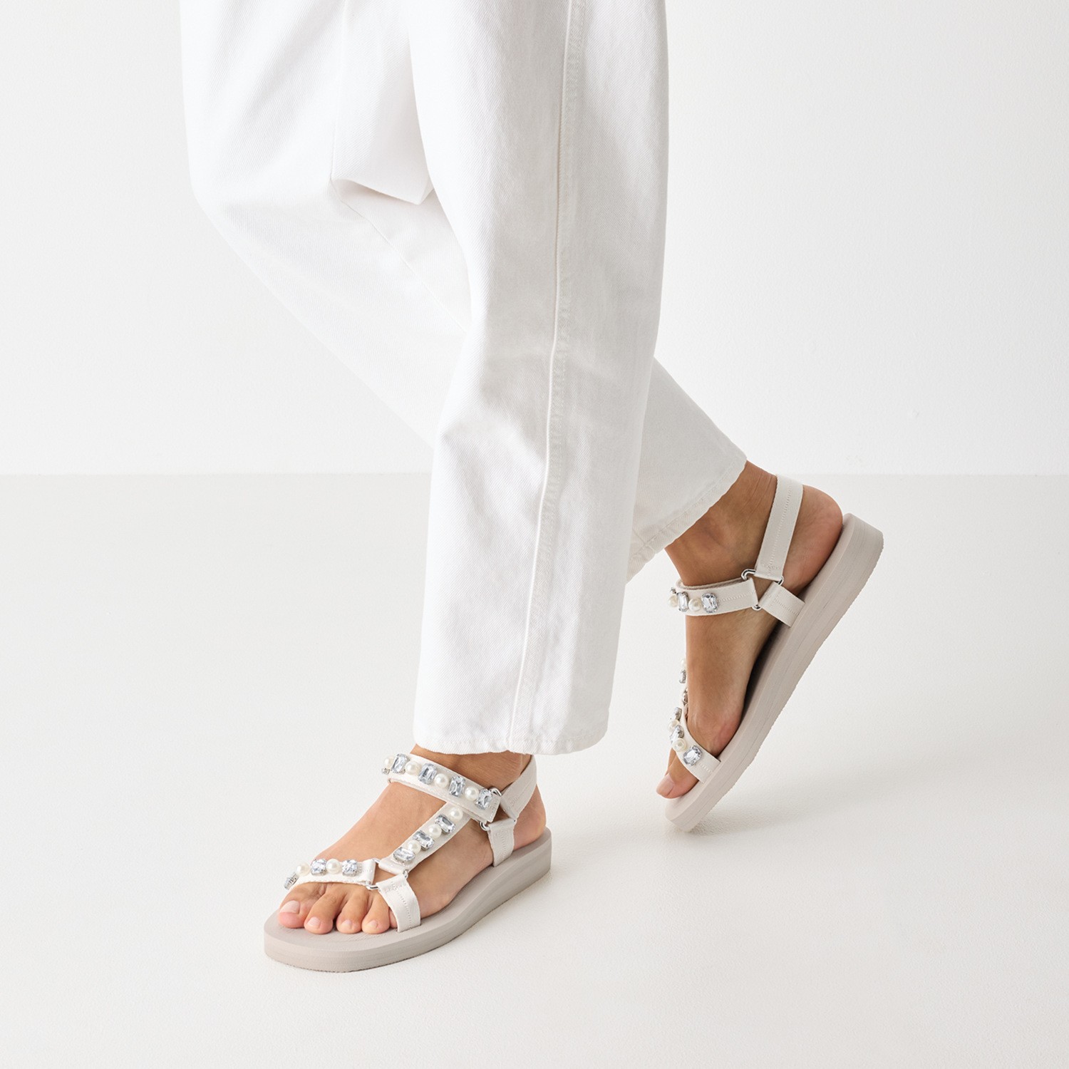 TAMARIS Basutės moterims, Smėlio, Sandals 6