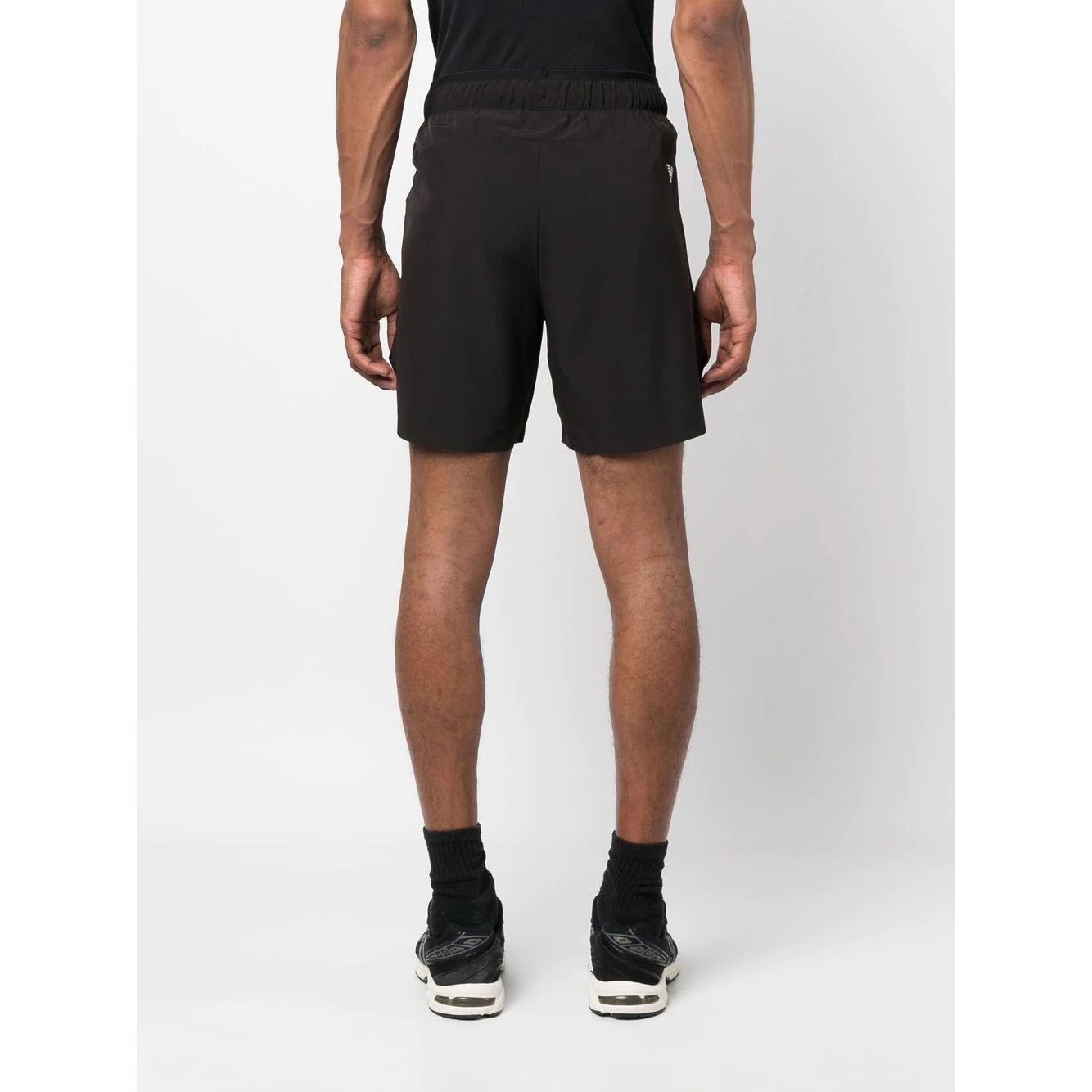 EA7 Šortai vyrams, Juoda, Shorts 4