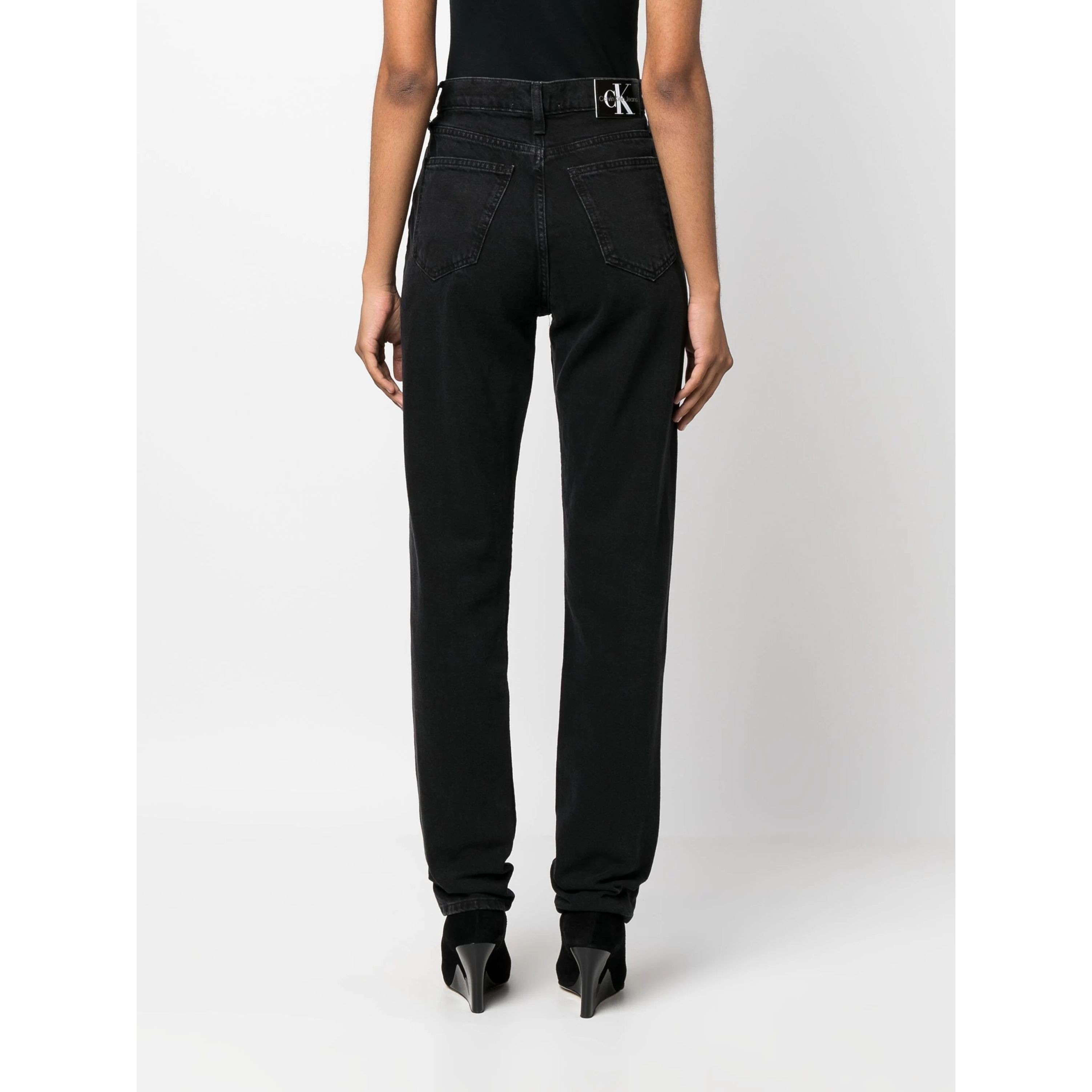 CALVIN KLEIN JEANS Tiesūs džinsai -moterims, Juoda, Authentic slim straight 4