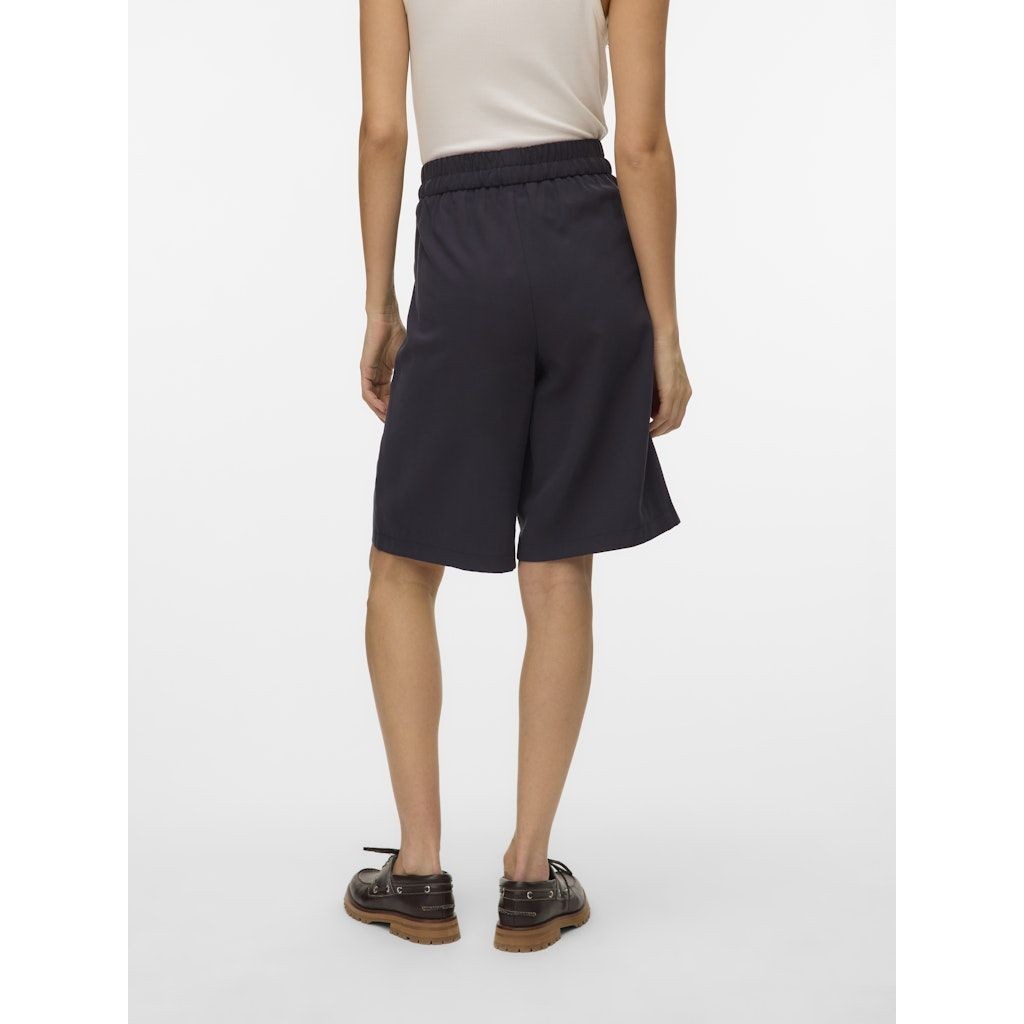 VERO MODA Šortai moterims, Juoda, Carmen long shorts 3