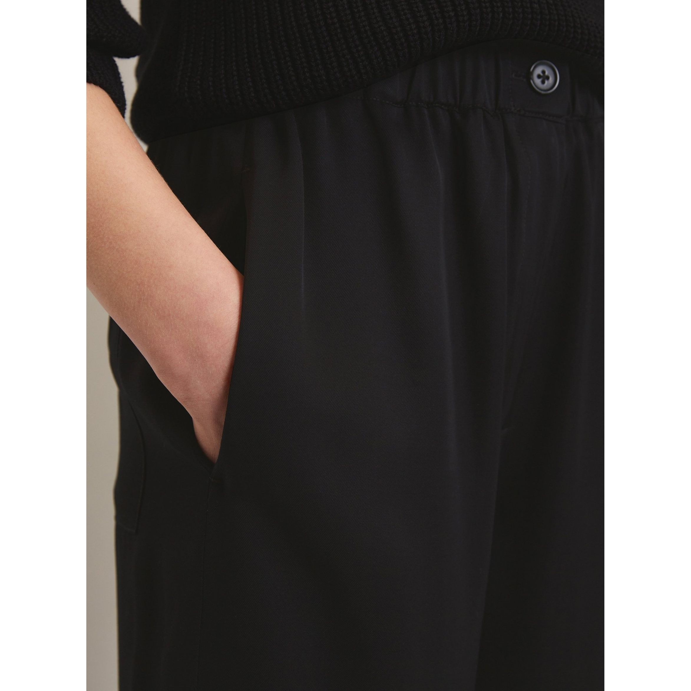 MARC O'POLO Kelnės moterims, Juoda 4