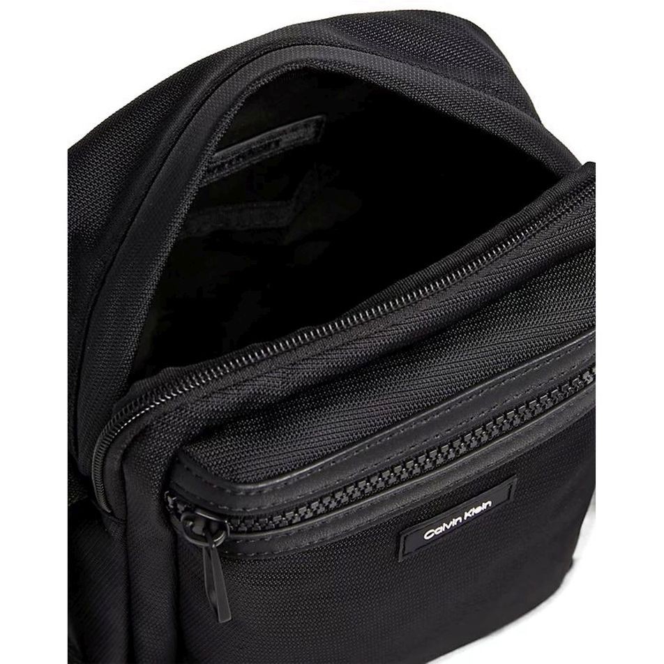 CALVIN KLEIN Rankinė per petį vyrams, Juoda, Essential reporter 3