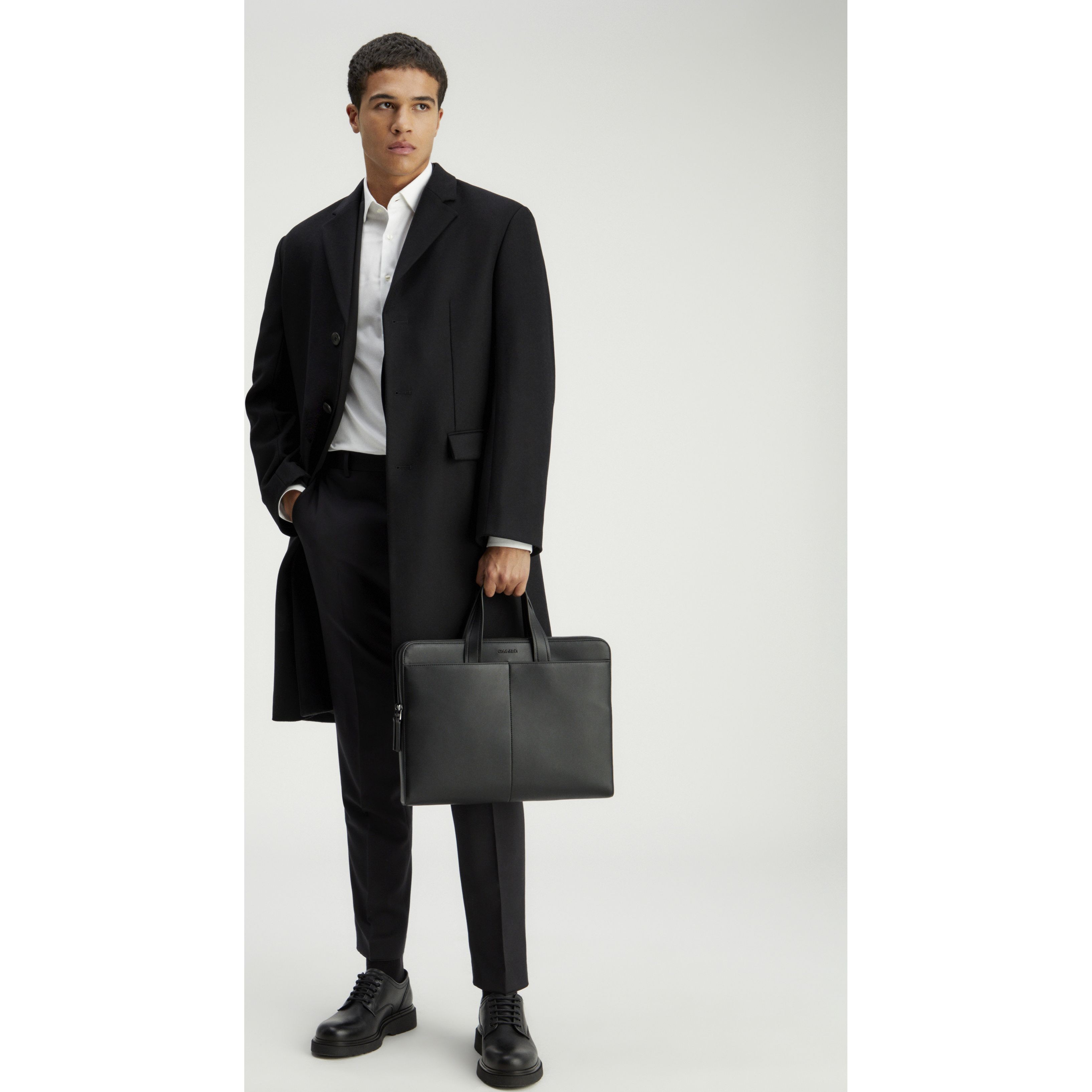 CALVIN KLEIN Dėklas kompiuteriui vyrams, Juoda, Clean essential laptop bag 4