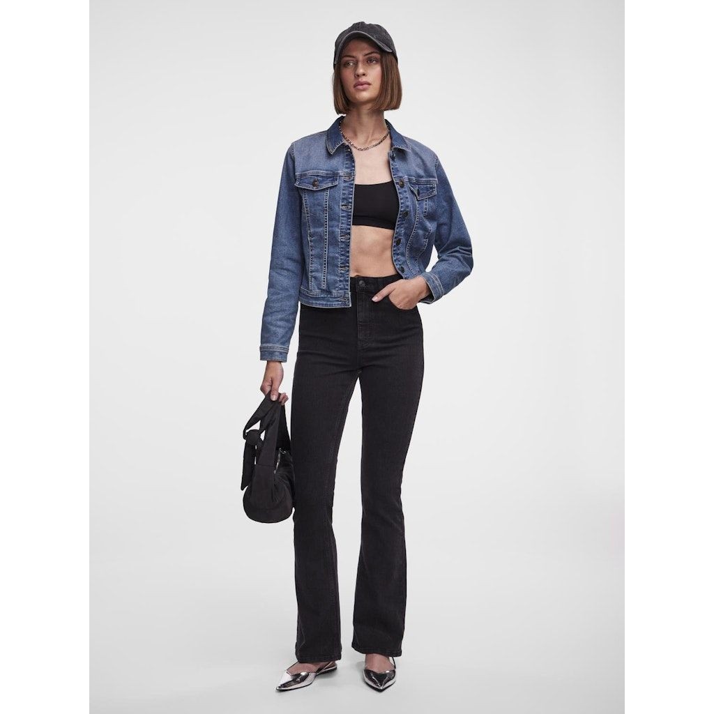 PIECES Platėjantys džinsai moterims, Juoda, PCPEGGY FLARED HW JE 5