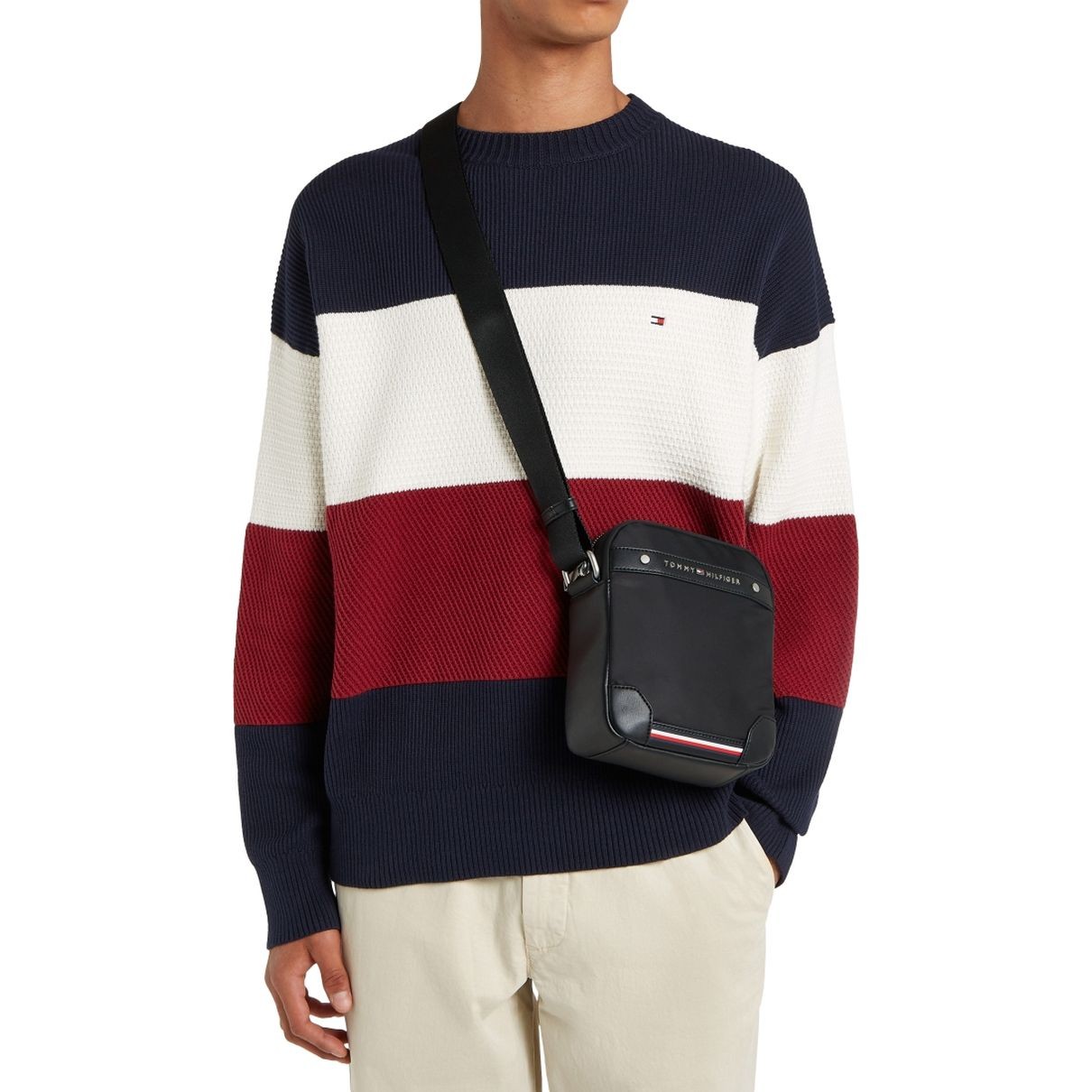 TOMMY HILFIGER Rankinė per petį vyrams, Juoda, Central repreve mini reporter 5