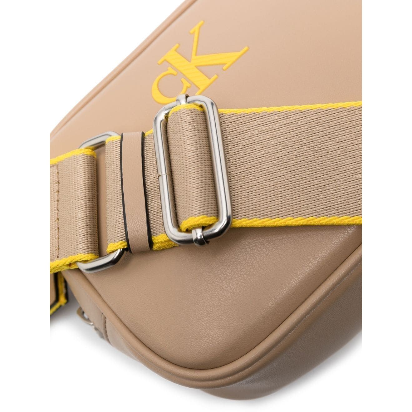 CALVIN KLEIN JEANS Rankinė per petį moterims, Smėlio, SLEEK CAMERA BAG18 SOLID 3