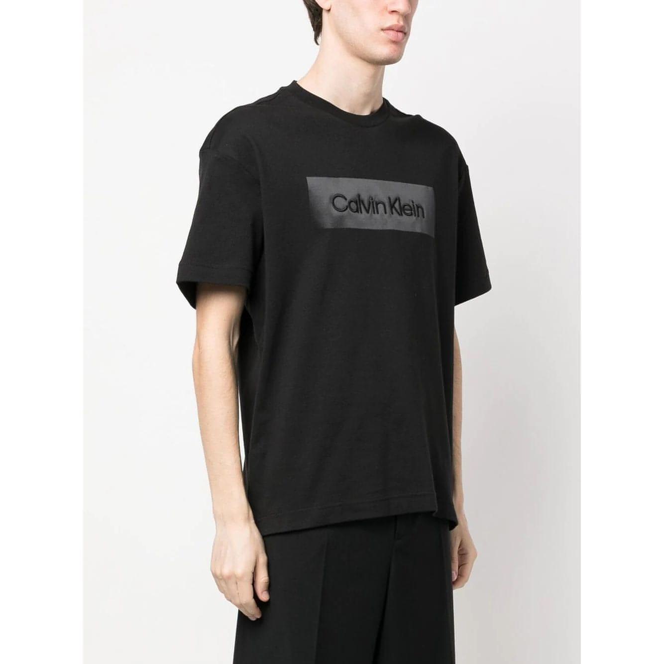 CALVIN KLEIN vyriški juodi marškinėliai Embroidered comfort t-shirt