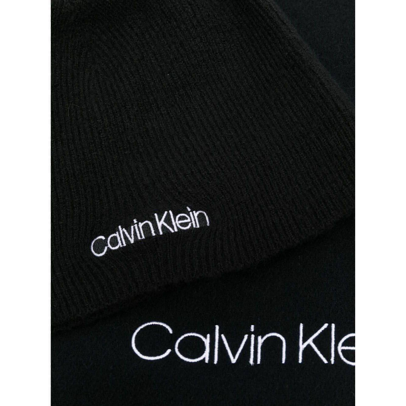 CALVIN KLEIN moteriškas - vyriškas juodas kepurės ir šaliko rinkinys BASIC vilna BEANIE+SCARF