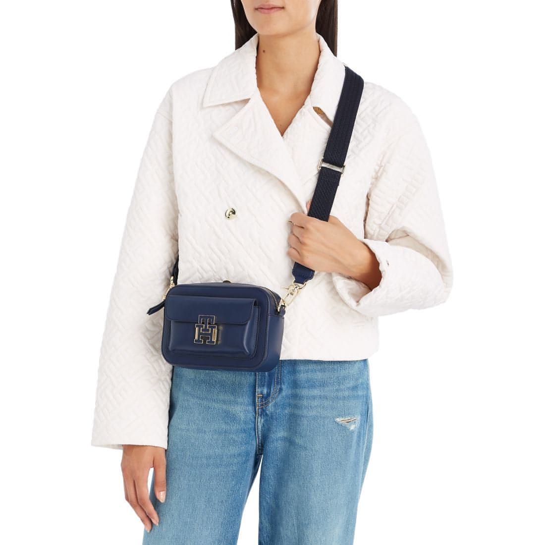 TOMMY HILFIGER moteriška mėlyna rankinė per petį Pushlock camera bag