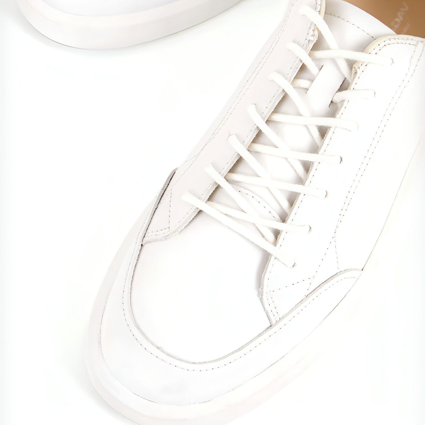 Vagabond moteriški balti laisvalaikio bateliai MAYA Sport Shoe