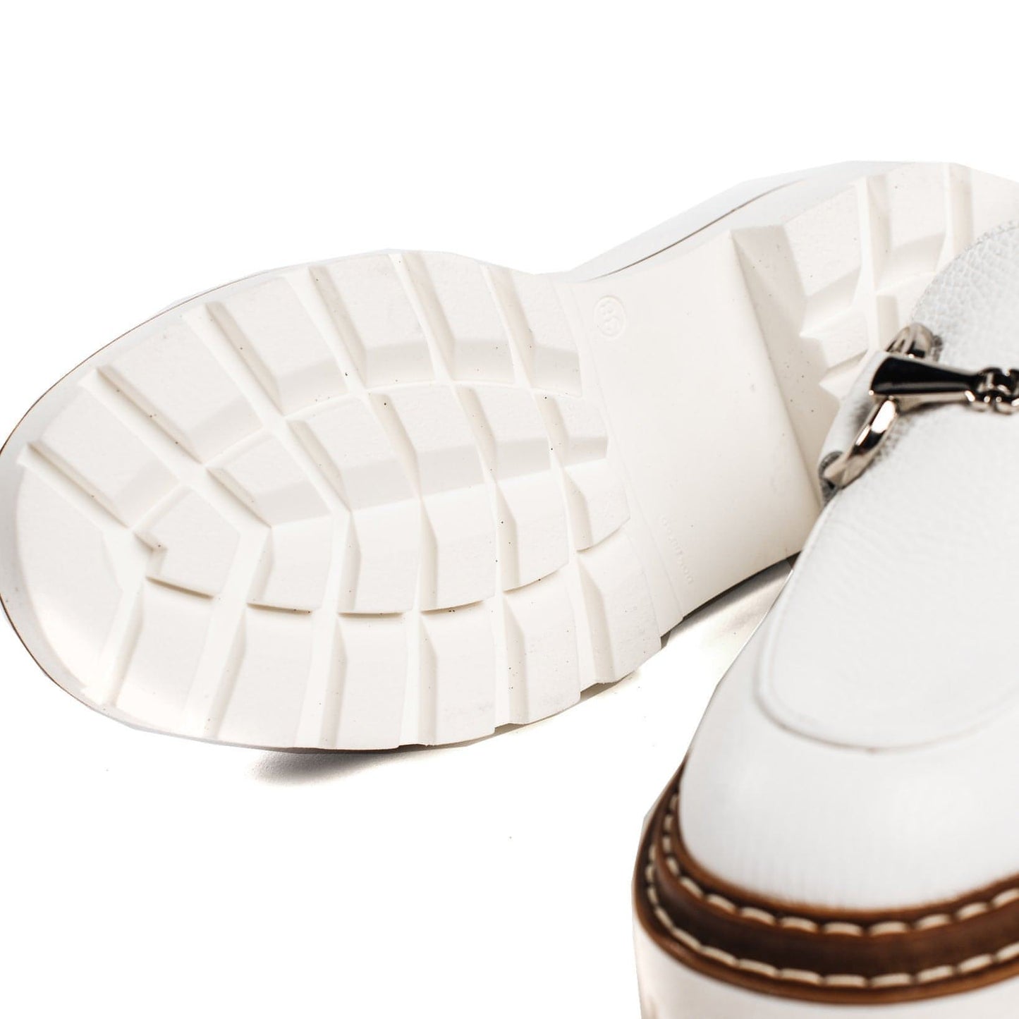 VAMSKO moteriški balti lygiapadžiai bateliai Bea loafers